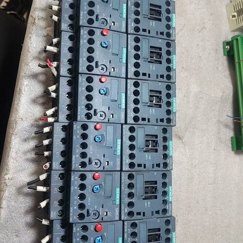 SIRIUS接触器 型号3RT6016-1AN21 2
