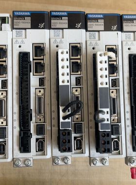安川X系SGDXS-R90A40A8002四台