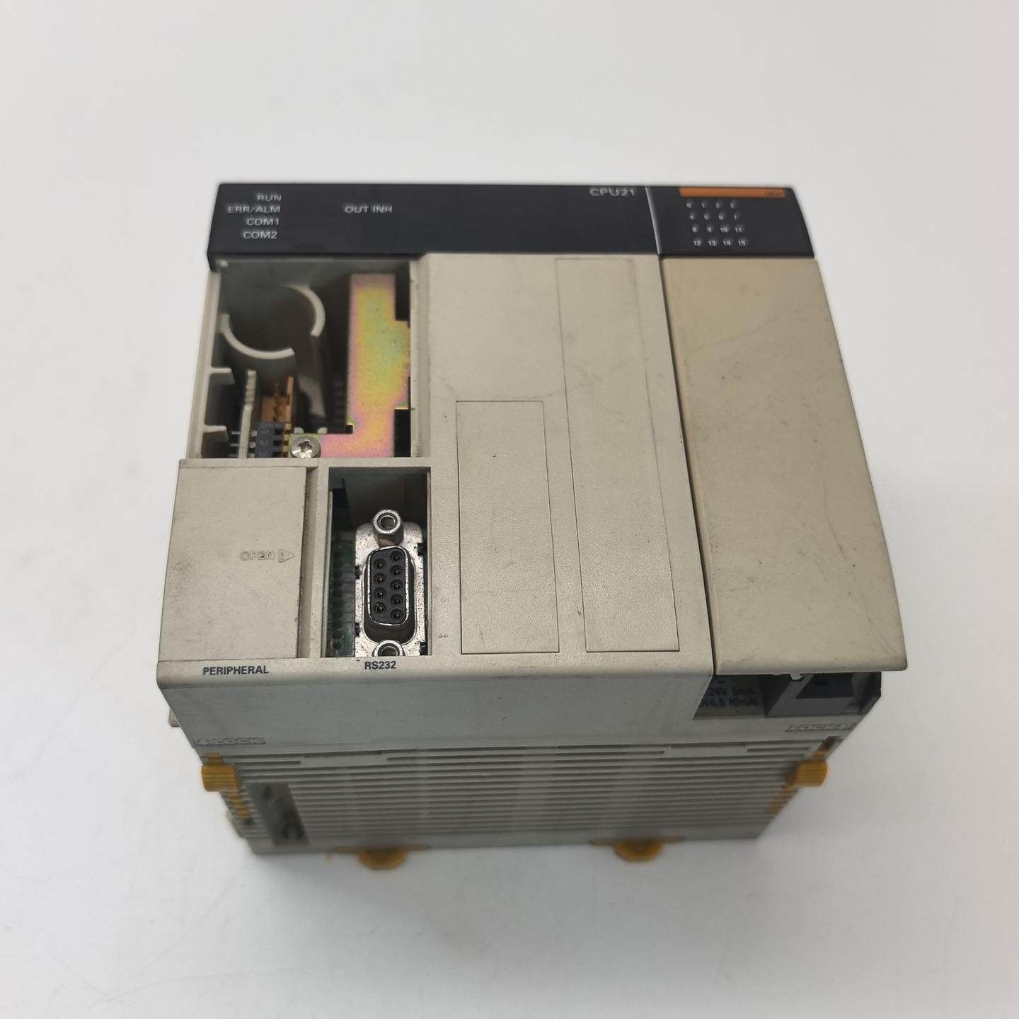 PLC模块CQM1-CPU21 日本 型号清晰可见