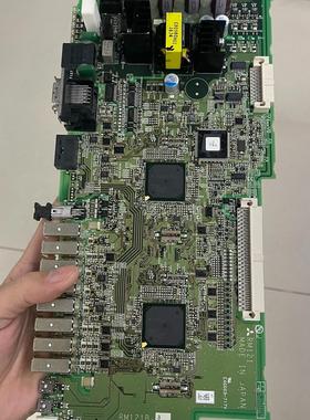 三菱M70一体驱动器控制板侧板RM121B-3全新原装 二手