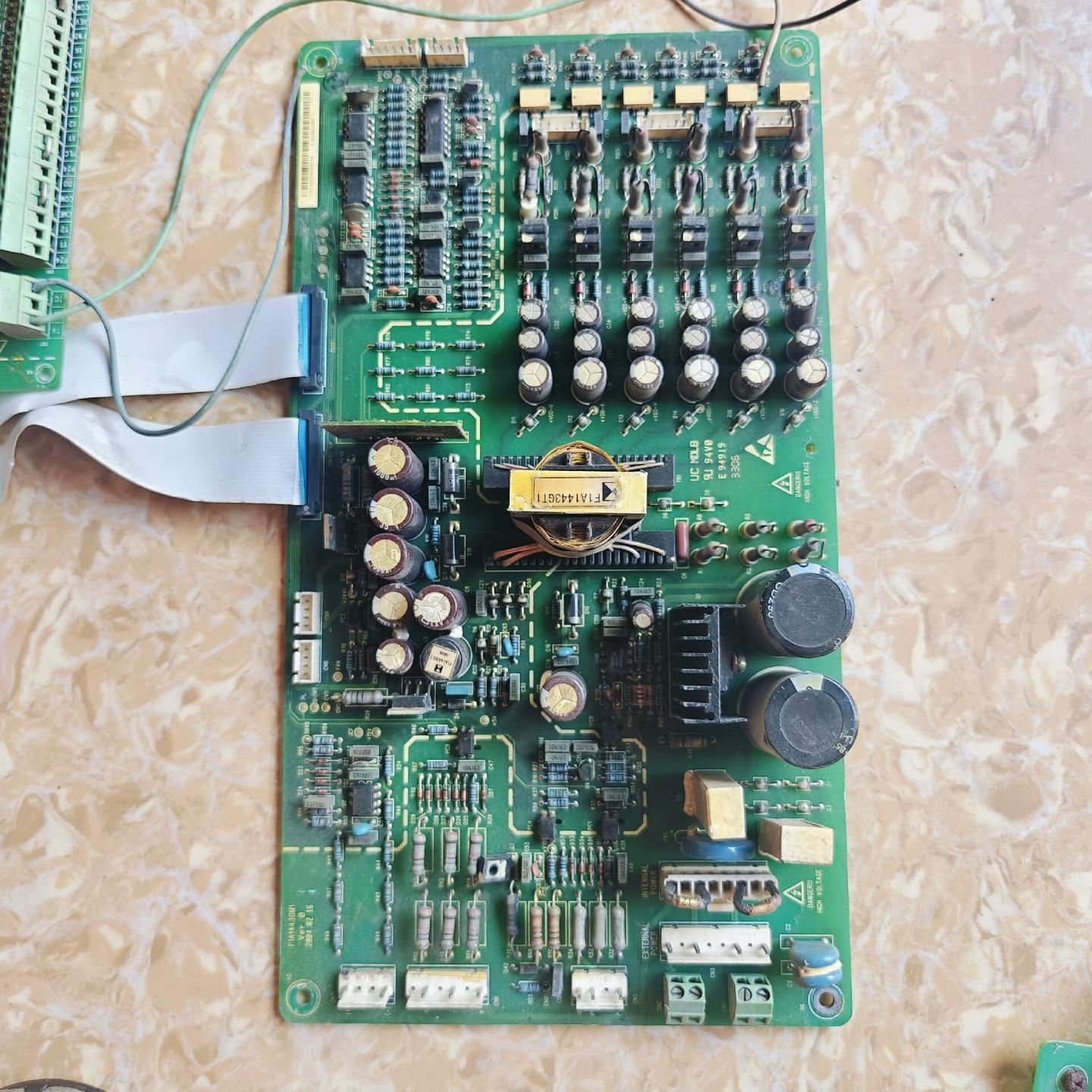 艾默生EV2000系列变频器驱动板F1A1443GM1  /