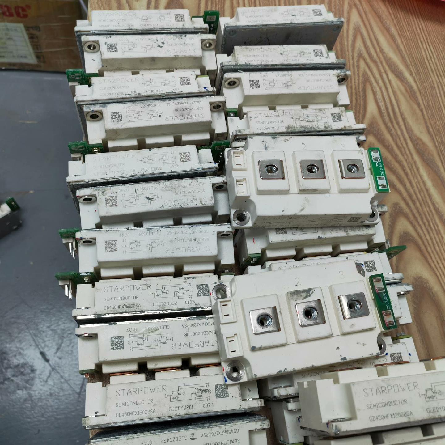 GD600HFX120C2SA GD450HFX120C2S