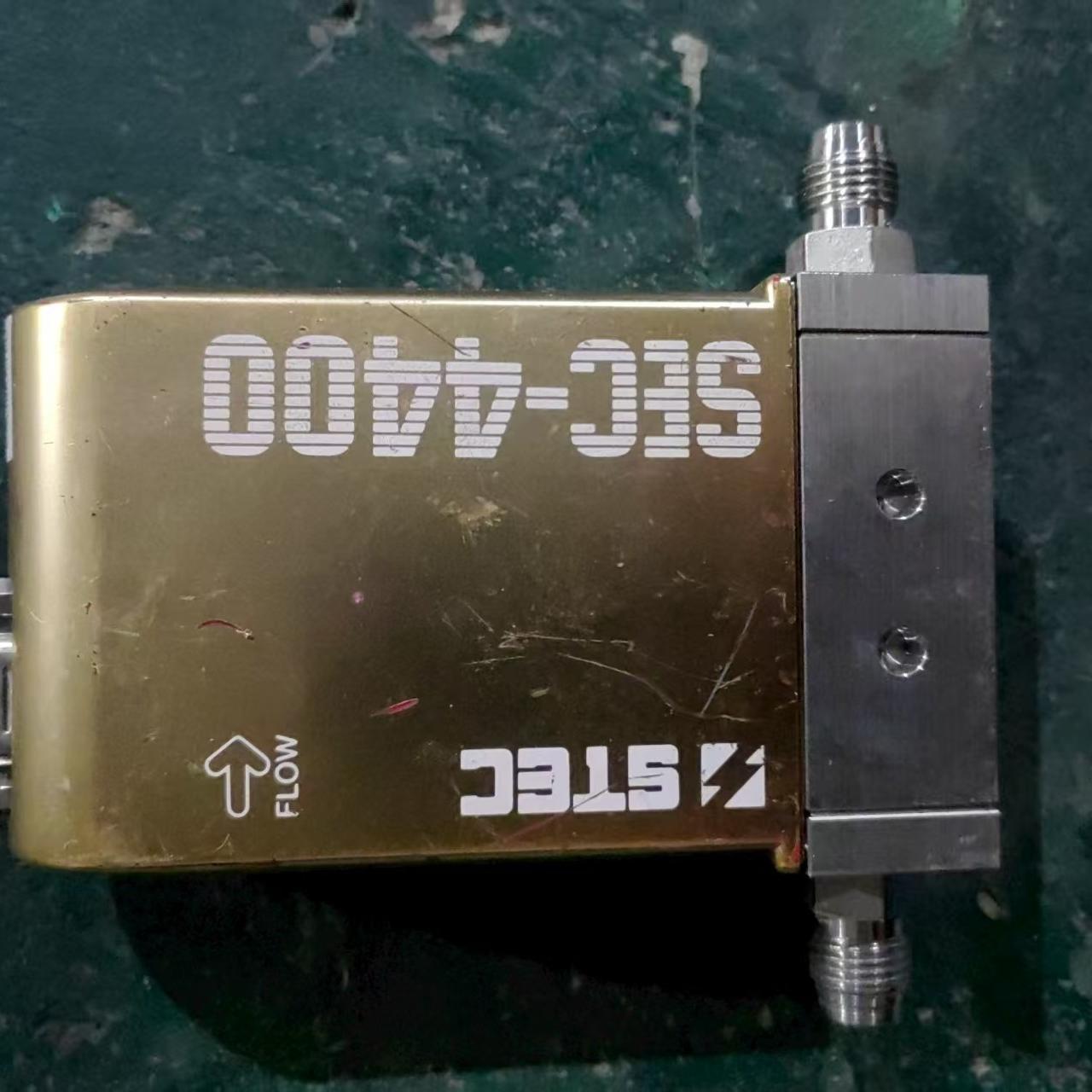 HORIBA STEC流量计 型号SEC-4400MC-UC