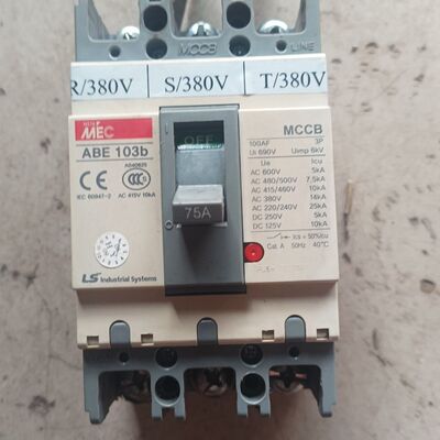 LS断路器ABE203B  3P  100A拆机