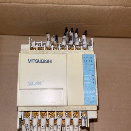 FX1S-20MR-001 模块 时间久 只包上电显示正