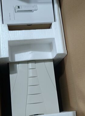 ACQ550-U1-088A-2变频器22KW-2