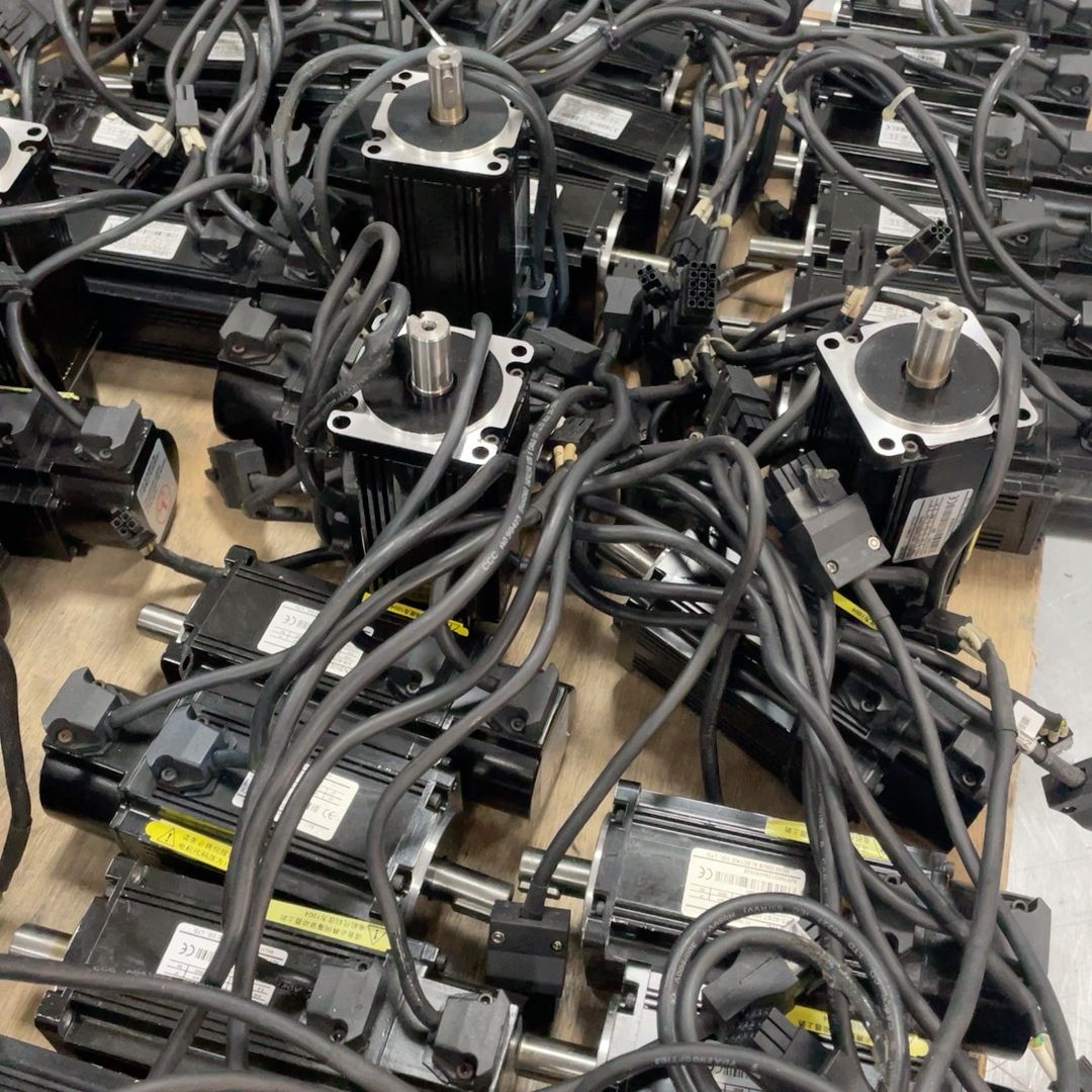 MS-60STE-M01330B-20P4 伺服电机 二