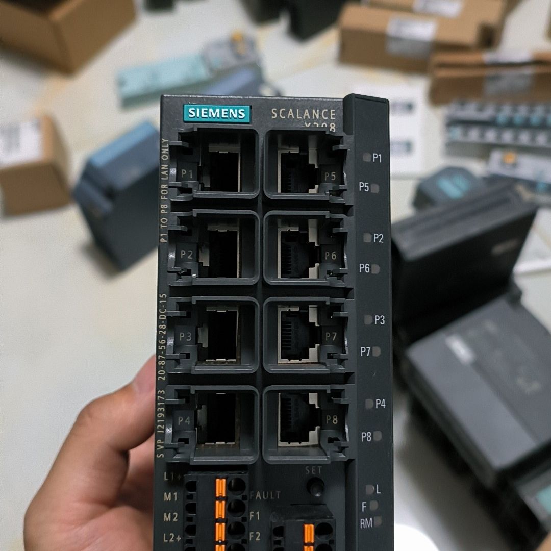 6GK5208-0BA10-2AA3 西门子交换机 充新成色