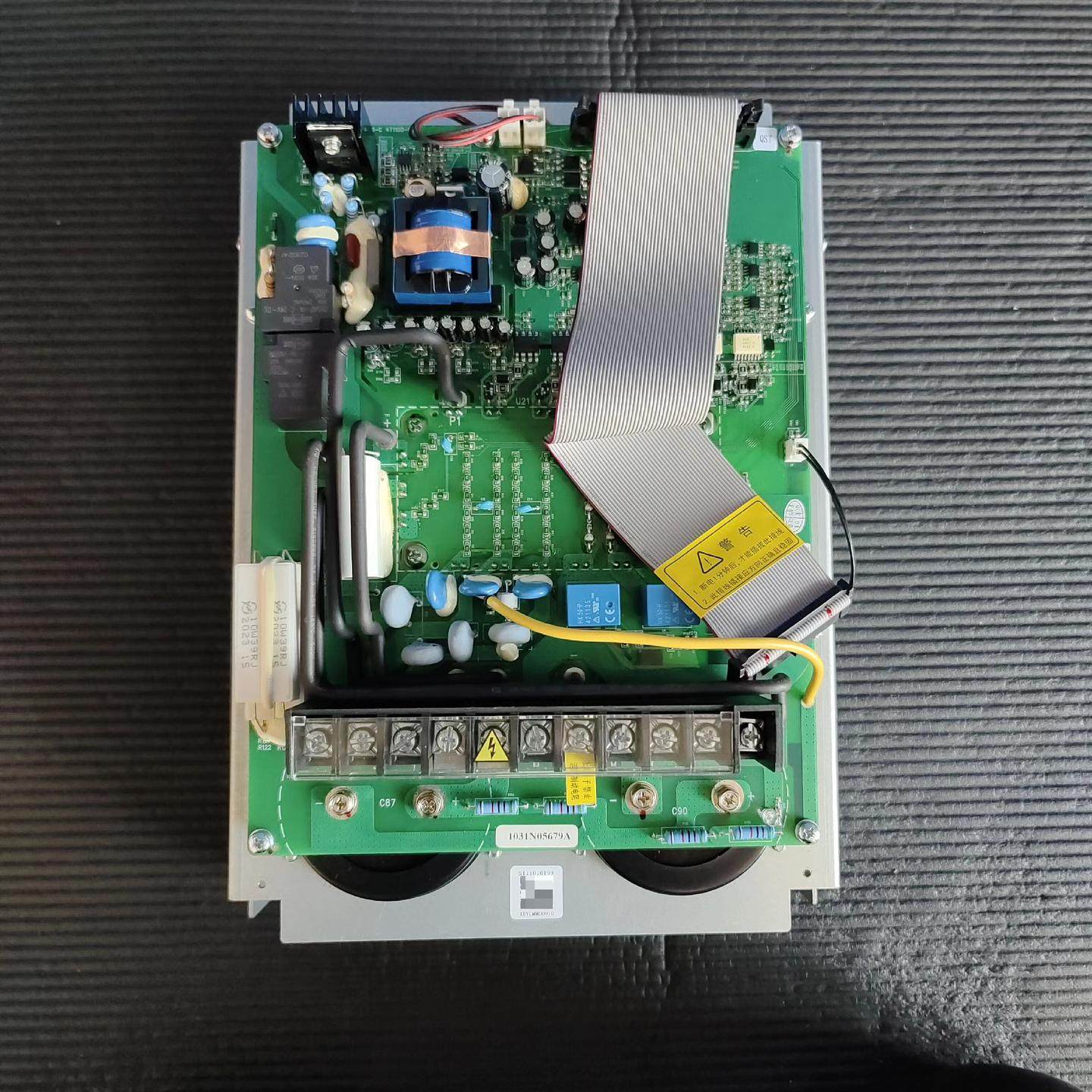 日立变频器 ELS-4T150A2 15KW HGE型电