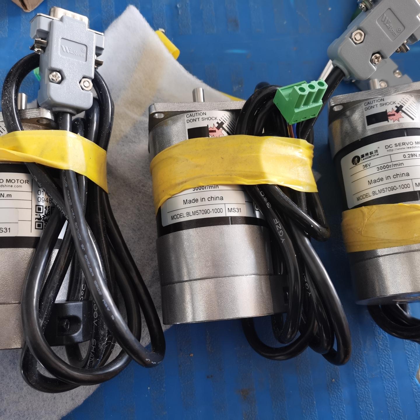 雷赛ACS606驱动器 数量1个 全新实物图 单价220元。