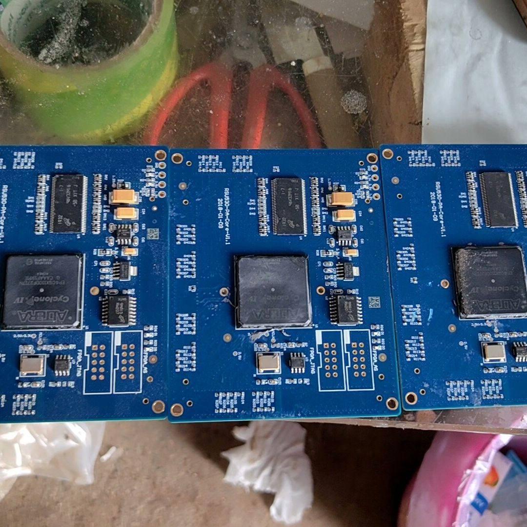 AlTERA   EP4CGX110DF2717N芯片  带