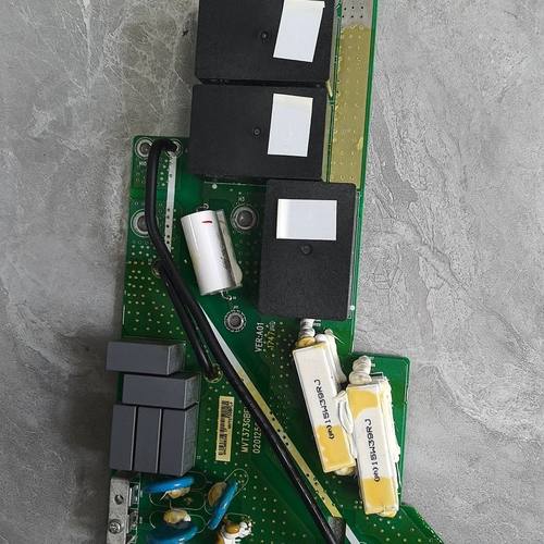 MVT373GBFL4 汇川37KW变频器防雷板。拆机