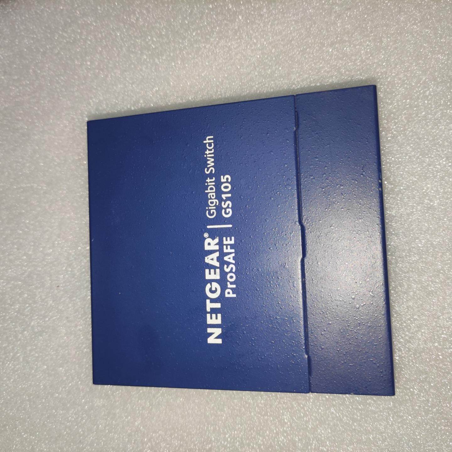 NETGEAR网件工业交换机千兆五口 型号GS105v5 无