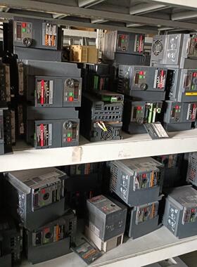 变频器VFS15-2015PM-W1出