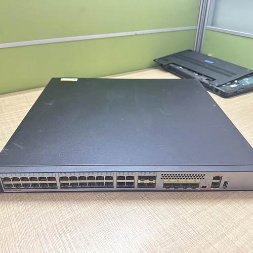 S5720-36PC-EI-AC 28个千兆电口加4