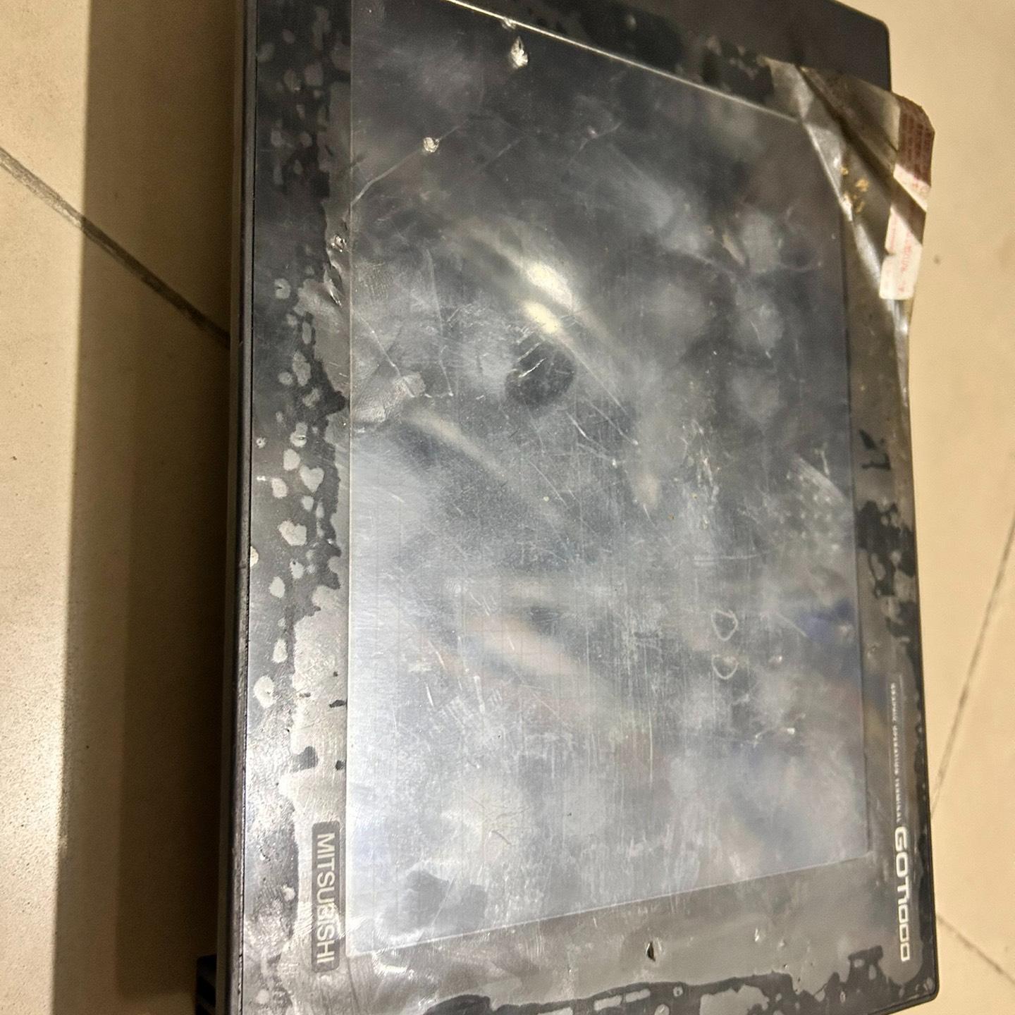 三菱触摸屏GT1575-VNBD 1200单价包好包邮