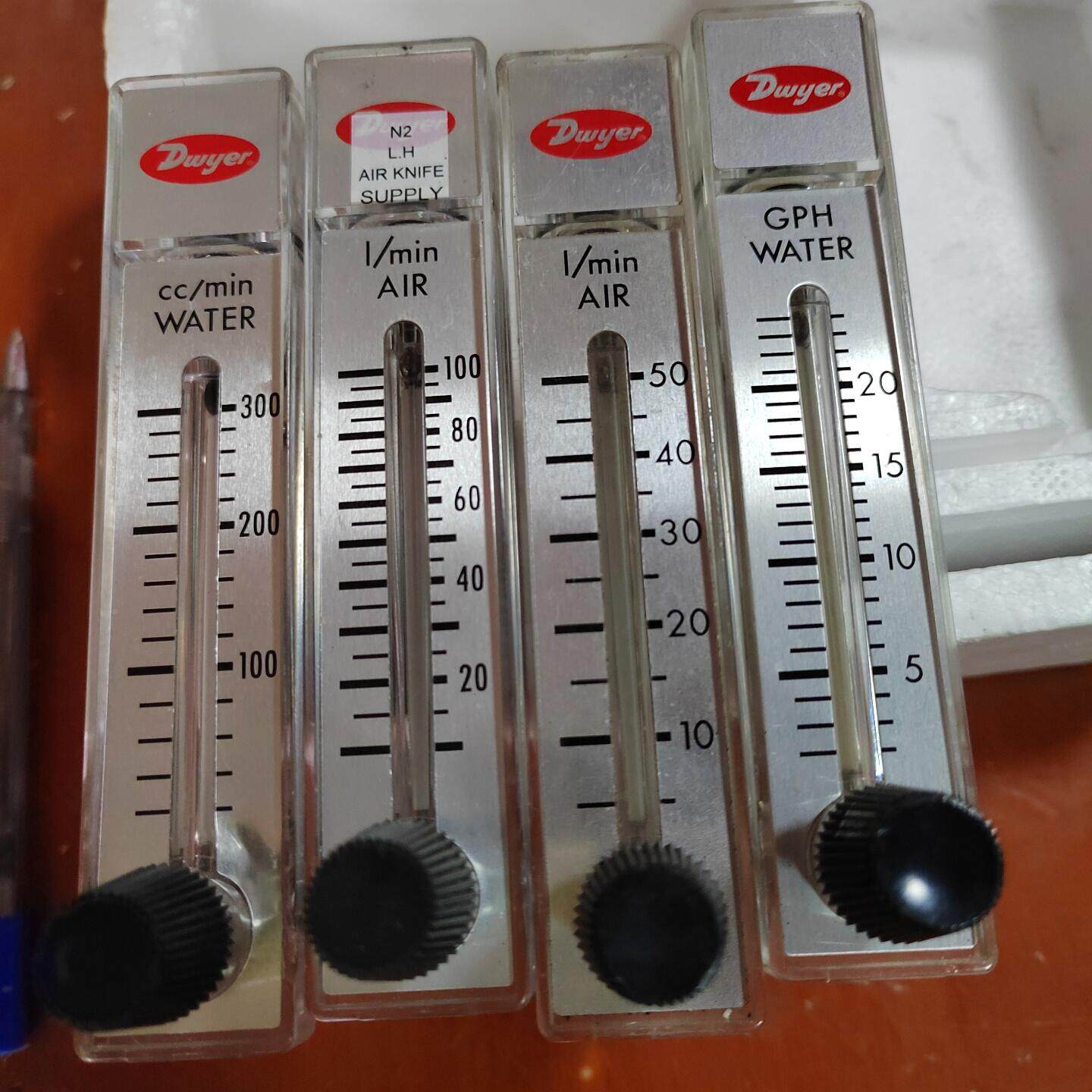 拆机：美国dwyer 德威尔流量计RMA-23-SSV 浮子