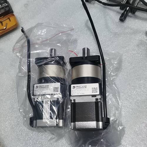 雷赛57CM13+10:1减速机?雷赛dm442