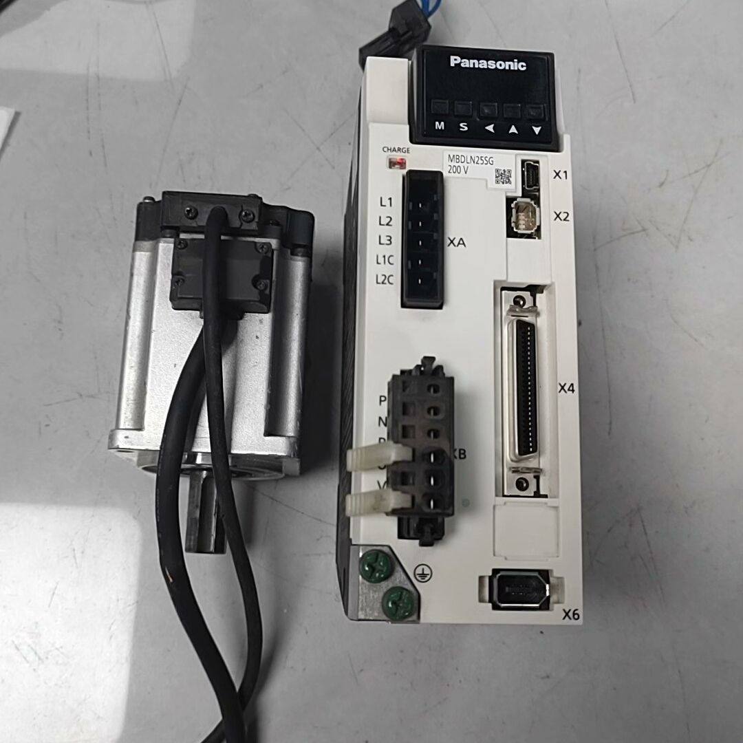 伺服驱动器 伺服电机 MHMF042L1U2M MB