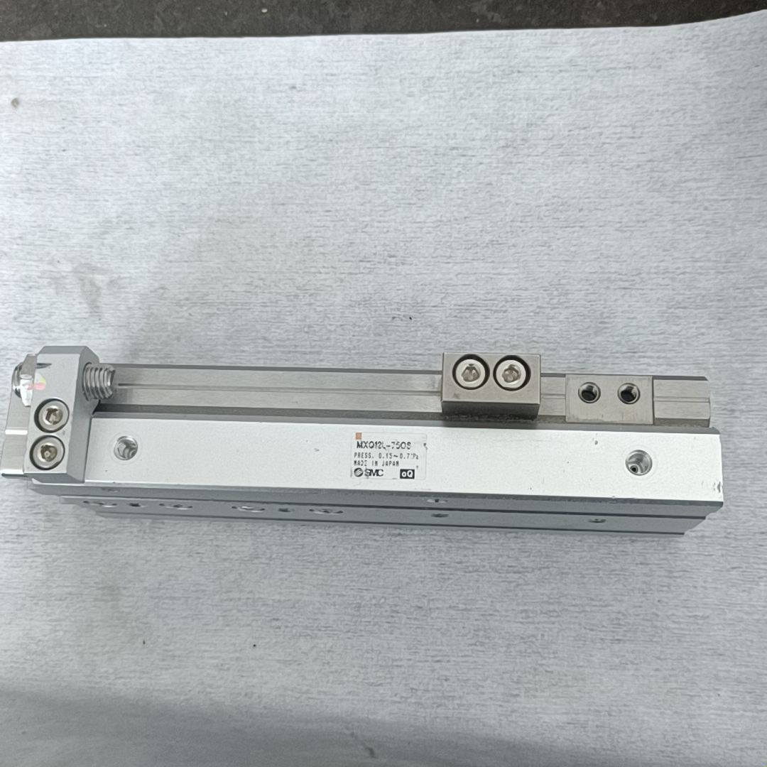 MXQ12L-75滑台气缸 品相如图