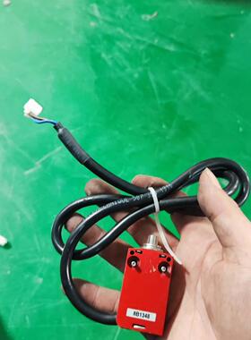 Telemecanique行程开关 型号XCSM3910L1