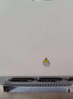 大元变频器 300F1A一T4一0045一AA 45KW 3