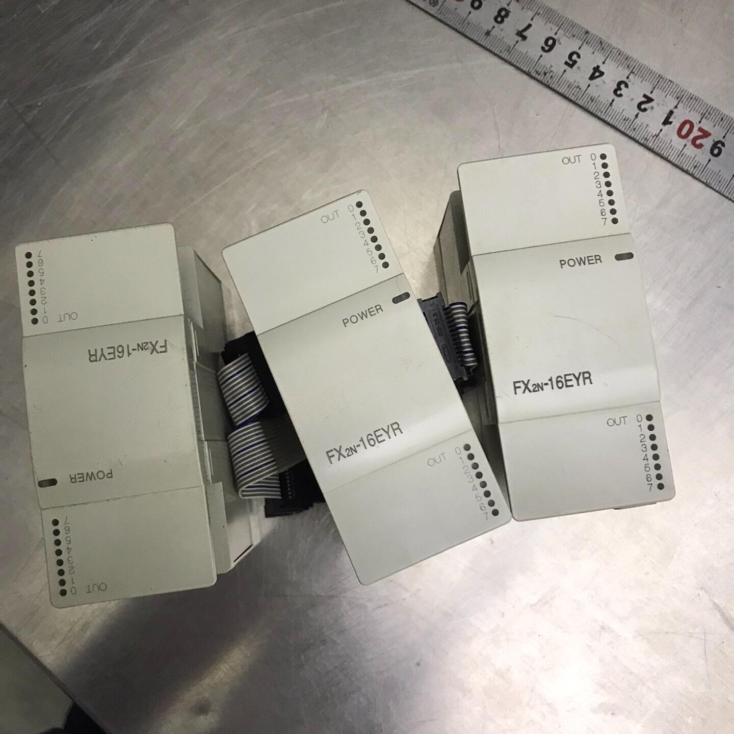 三菱FX2N-16EYR扩展模块拆机3个 外观实拍 打包包邮