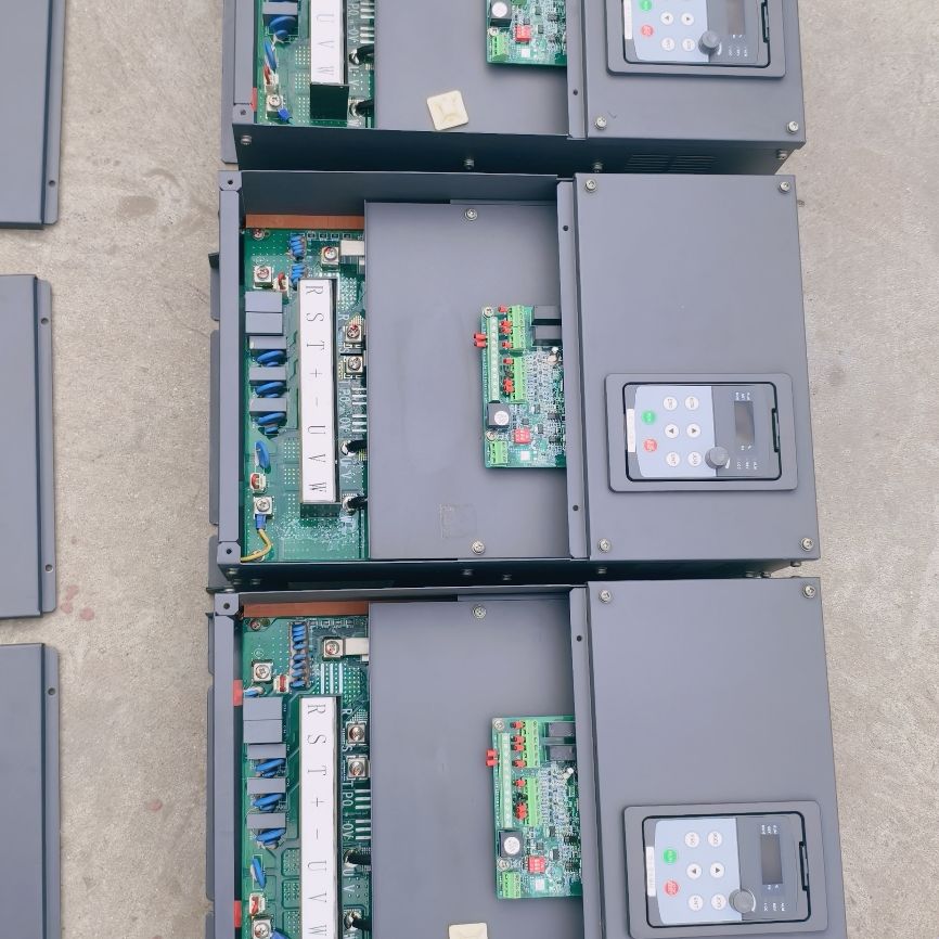 拆机上海奇电变频器QD200-22RG/30RP-T4 22
