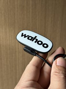 新款Wahoo磁吸式充电心率带 骑行跑步ant+ 蓝牙双模式心率设备