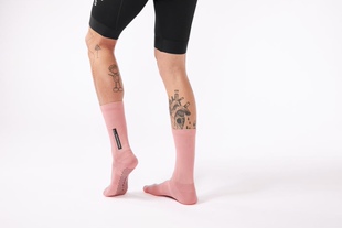 捏手指FINGERSCROSSED Off Road脏粉色gravel潮牌网红骑行袜 袜子