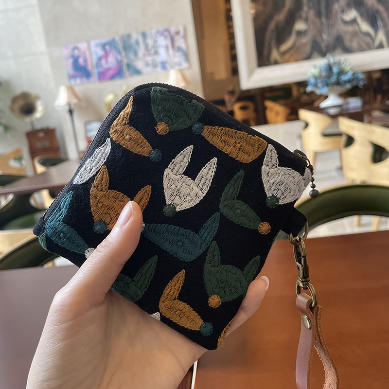 枫外原创手工 L型拉链零钱包 卡包  手拿包 爱的小狐狸重工刺绣款,箱包皮具/热销女包/男包,钱包,淘宝优惠券,粉丝福利购,淘宝优惠卷