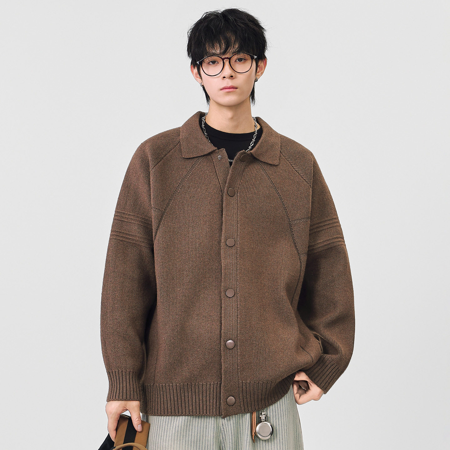 日系复古翻领开衫毛衣男