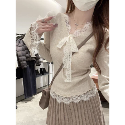 法式v领蕾丝修身打底衫女秋冬洋气喇叭袖毛衣内搭修身针织衫上衣