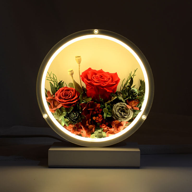 永生花礼盒玫瑰花卧室台灯小夜灯摆件婚庆乔迁居家灯饰生日礼物在类目 鲜花速递/花卉仿真/绿植园艺, 永生花/干花, 永生花中 - 来自Buy2taobao.com提供专业的淘宝代购服务
