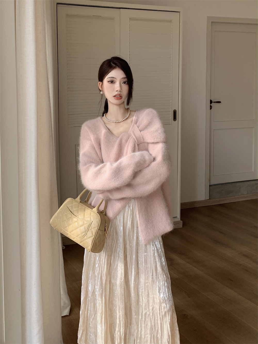 设计感开叉蝴蝶结V领毛衣女秋冬软糯韩系慵懒温柔风气质针织上衣,女装/女士精品,毛衣,淘宝优惠券,粉丝福利购,淘宝优惠卷