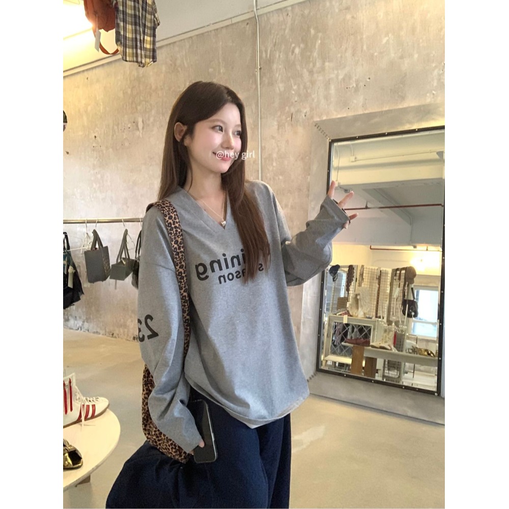 美式灰色v领薄款卫衣春秋款女2025新款韩版宽松休闲慵懒风上衣