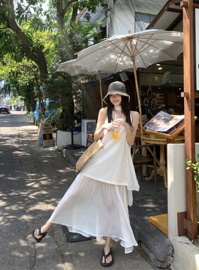 法式气质高级假两件白色吊带连衣裙女夏日海边度假温柔宽松长裙子