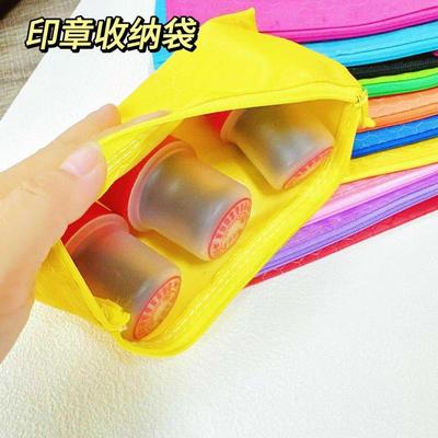 彩色足球纹实用简易拉链资料笔袋