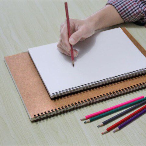 A48K牛皮纸素描本8k速写本侧翻纯白上翻笔记本活页画画本整洁空白