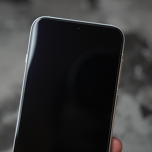 Reno15Pro定制无白边钢化膜