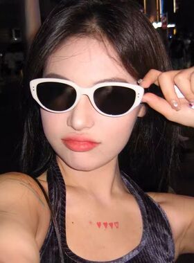 近视墨镜复古高级感白色框熊猫眼