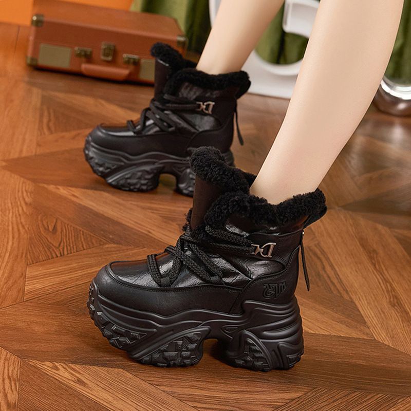 白色雪地靴女2024冬季新款内增高