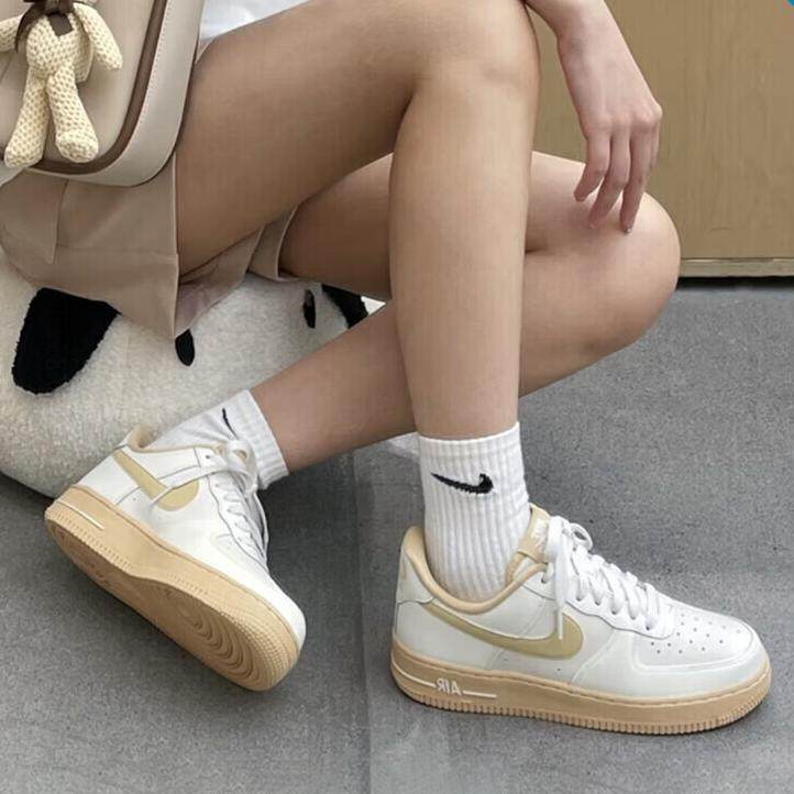 正品耐克WMNS AIR FORCE 1 07女子耐磨低帮休闲板鞋FZ3597-133,运动鞋new,板鞋,淘宝优惠券,粉丝福利购,淘宝优惠卷
