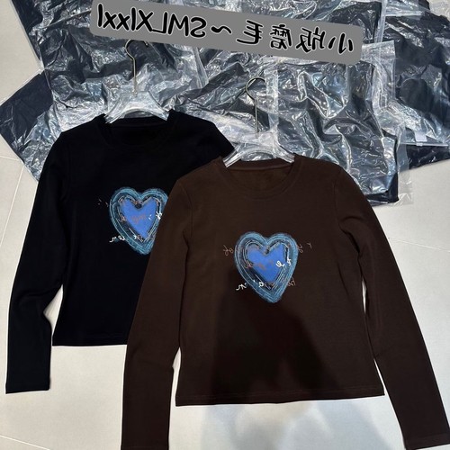 HC南油欧洲站2025秋冬新款欧韩爱心字母印花磨毛短款打底衫上衣女