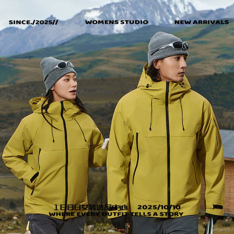大仓华利安户外三合一冲锋衣带充气枕可拆卸墨烯内胆两件套登山团
