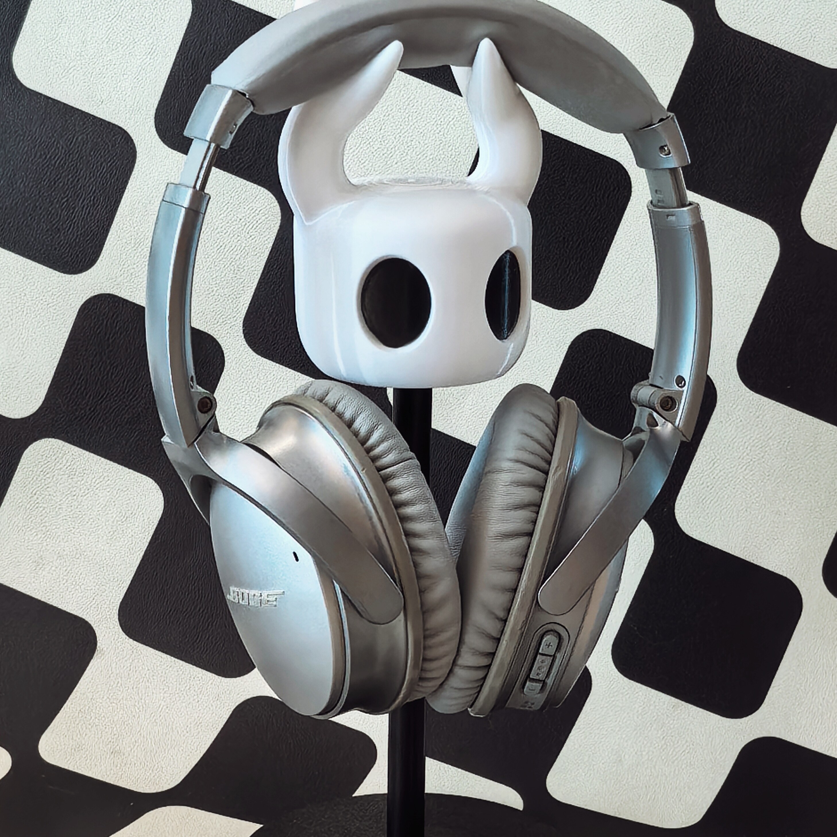 空洞骑士耳机手柄支架桌面手办游戏周边玩偶动漫摆件桌面雕像模型