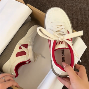 ins潮小众百搭低帮学生运动小白鞋 新款 子 女皮面秋季 德训厚底板鞋