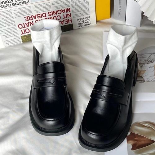 新款黑色英伦风女童鞋子日系厚底小皮鞋JK制服校园日常百搭单鞋