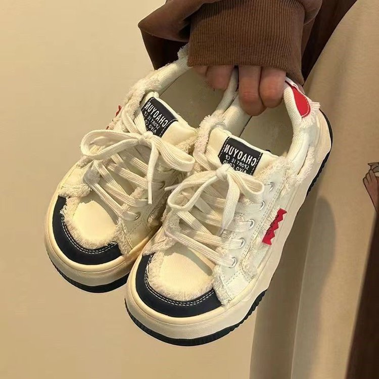 厚底小白鞋女2025新款秋季百搭阿甘运动鞋女松糕鞋子学生休闲板鞋