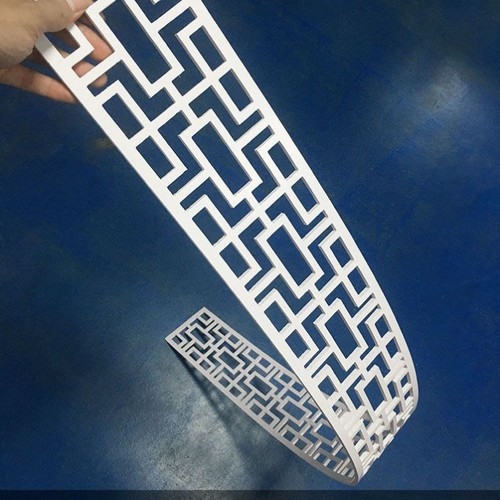 平板线角花7字L线条形镂空装饰板遮丑吊顶雕花板PVC镂空中式线条